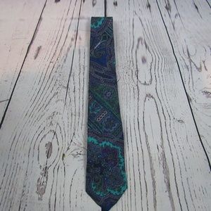 Geoffrey Beene blue & green paisley silk tie